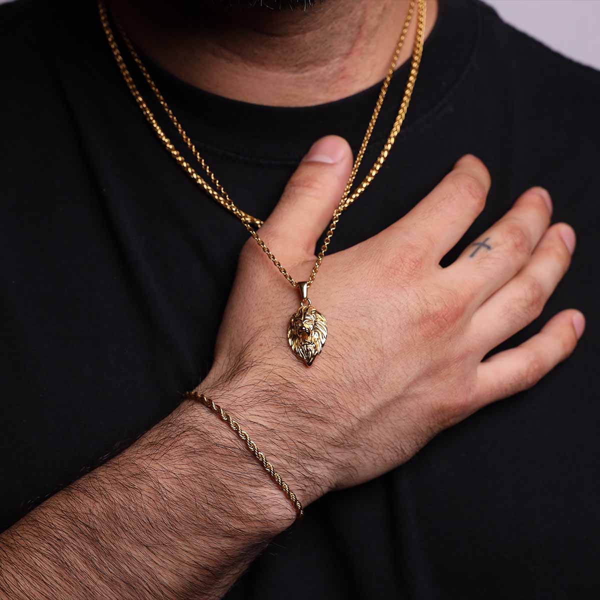 "NOAH" Bracelet (Gold) - Servant Zurich